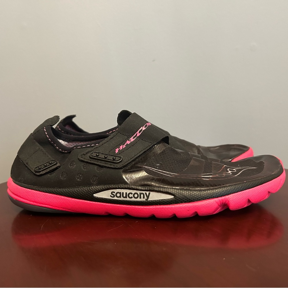 SAUCONY HATTORI Minimalist Running Shoes, size W9.5 (fits like W8.5/9)